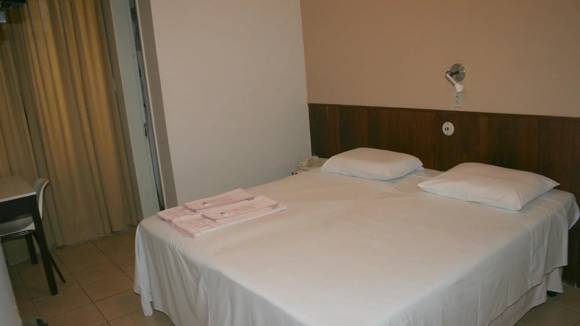 Hotel El Pilar By Bsb Inn Brasilia
