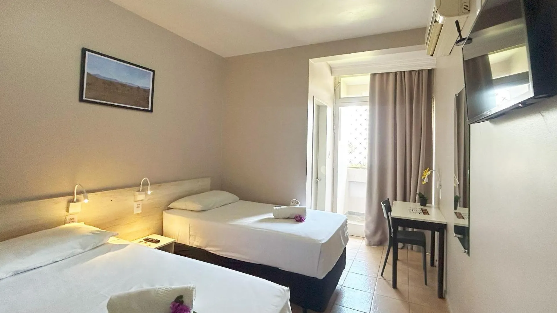 Hotel El Pilar By Bsb Inn Brasilia
